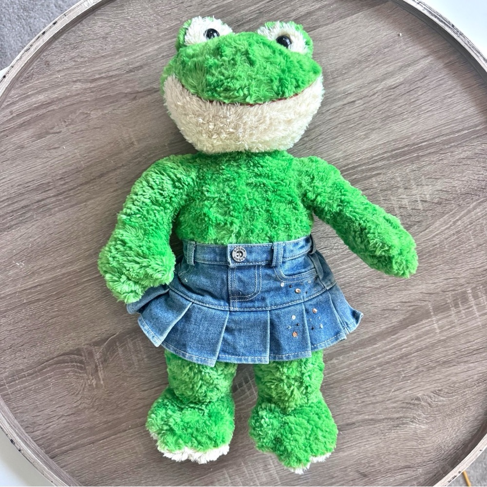 Build-A-Bear Workshop Friendly Smiling Frog Stuffed Animal Plush BAB Skirt